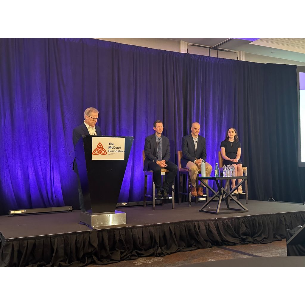 endurancewire's tweet image. Unlock the latest research on Alzheimer’s, MS, &amp;amp; Parkinson’s with free online sessions from The McCourt Foundation’s 2025 Neurological Symposium!

Watch expert presentations anytime at no cost.

endurancesportswire.com/free-education…

#Neurology #FreeEducation