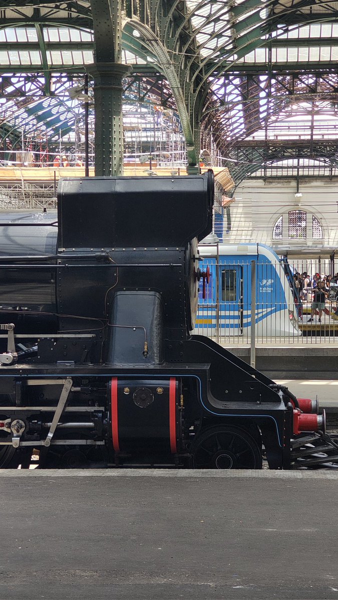 Plaza Constitución, pasado y presente (espectacular foto de Agustín Añasco).