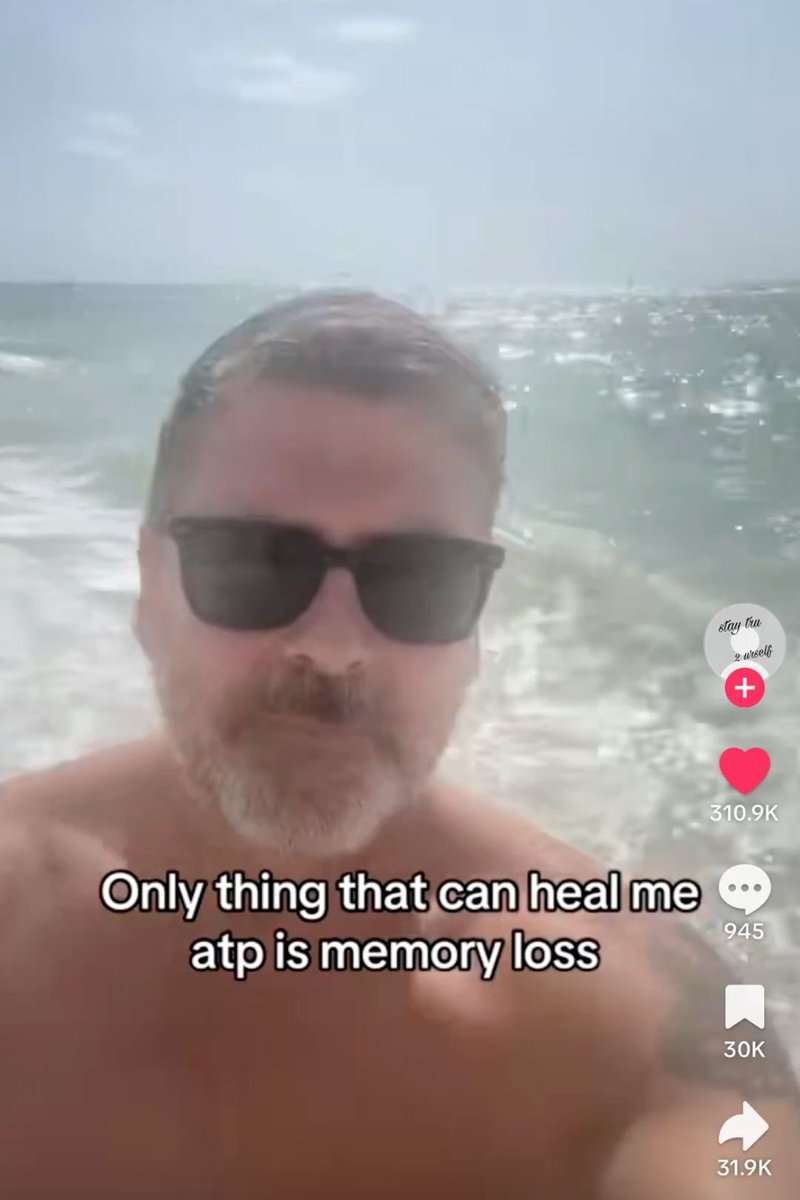 whotfisjovana's tweet image. 