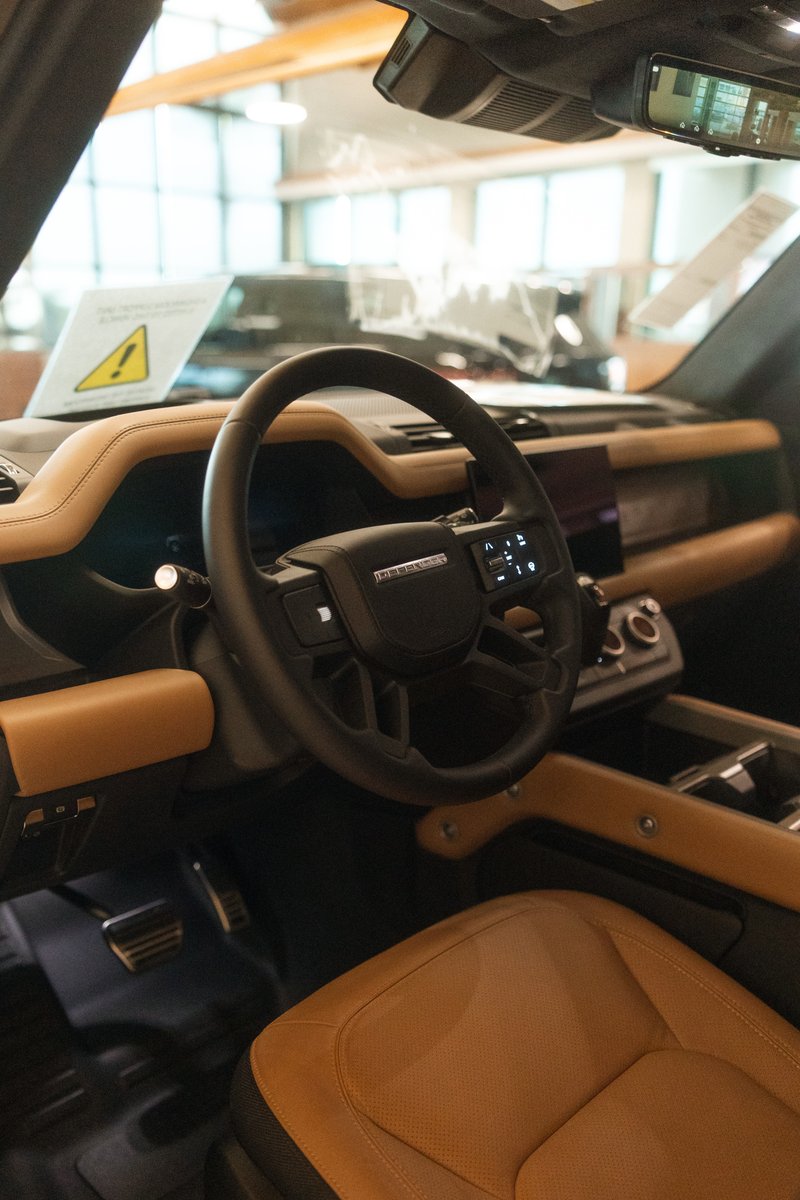 landroverns's tweet image. The Defender interior balances toughness with modern luxury — down to every stitch. #Defender