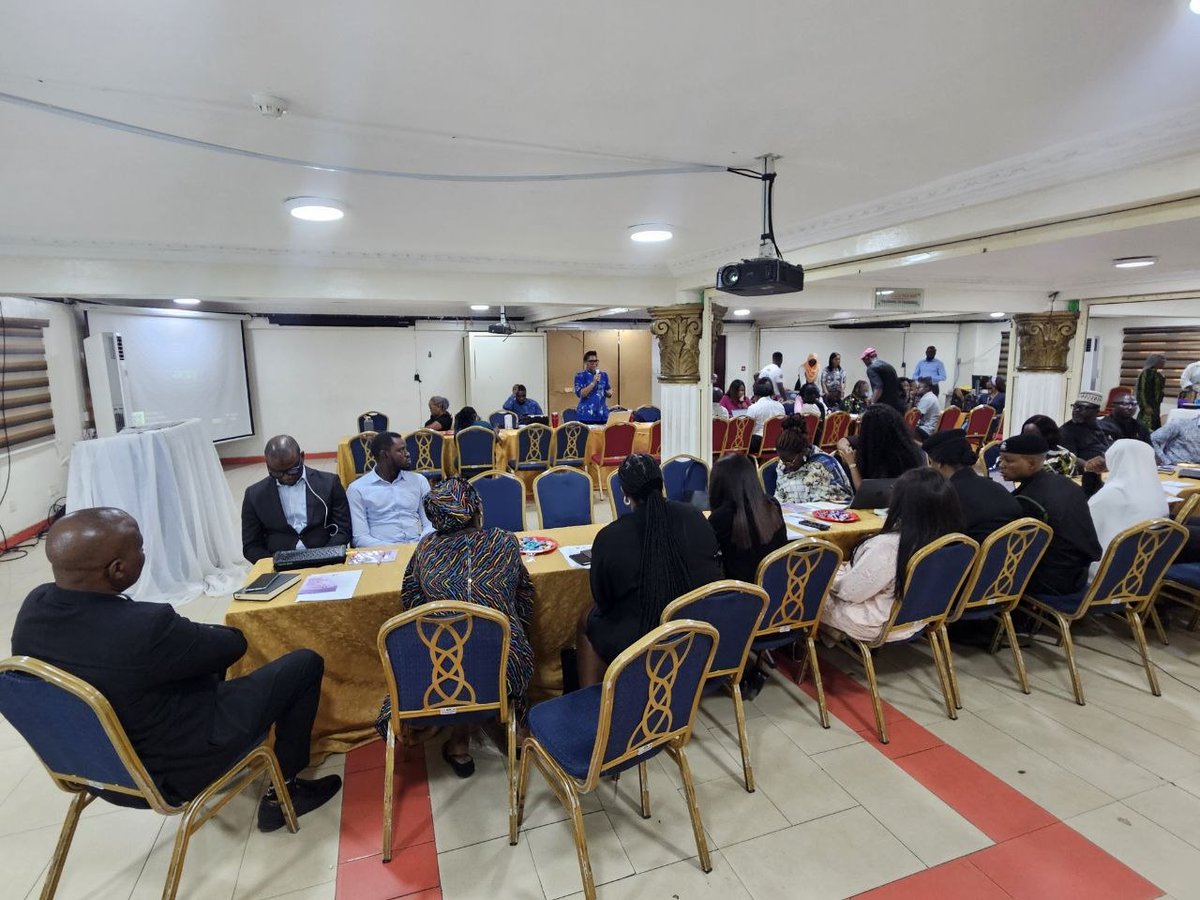 TechSocietal's tweet image. Reflecting on our recent collaboration with the Lagos State Domestic and Sexual Violence Agency (DSVA), where our expertise supported a critical response to the rising threat of Technology-Facilitated Sexual and Gender-Based Violence (TFSGBV).

We facilitated a pivotal session on…