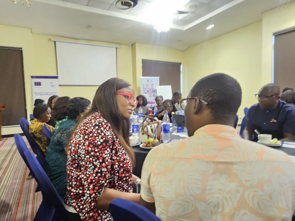 TechSocietal's tweet image. Reflecting on our recent collaboration with the Lagos State Domestic and Sexual Violence Agency (DSVA), where our expertise supported a critical response to the rising threat of Technology-Facilitated Sexual and Gender-Based Violence (TFSGBV).

We facilitated a pivotal session on…