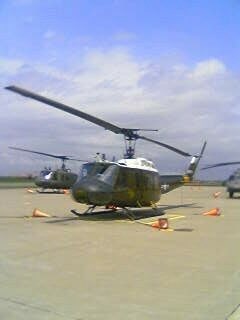 MagicMetax's tweet image. Fun magic fact! I use to work on helicopters in the Army 😊 Anyone familiar with this model of aircraft? This was the VIP bird from West Point Military Academy