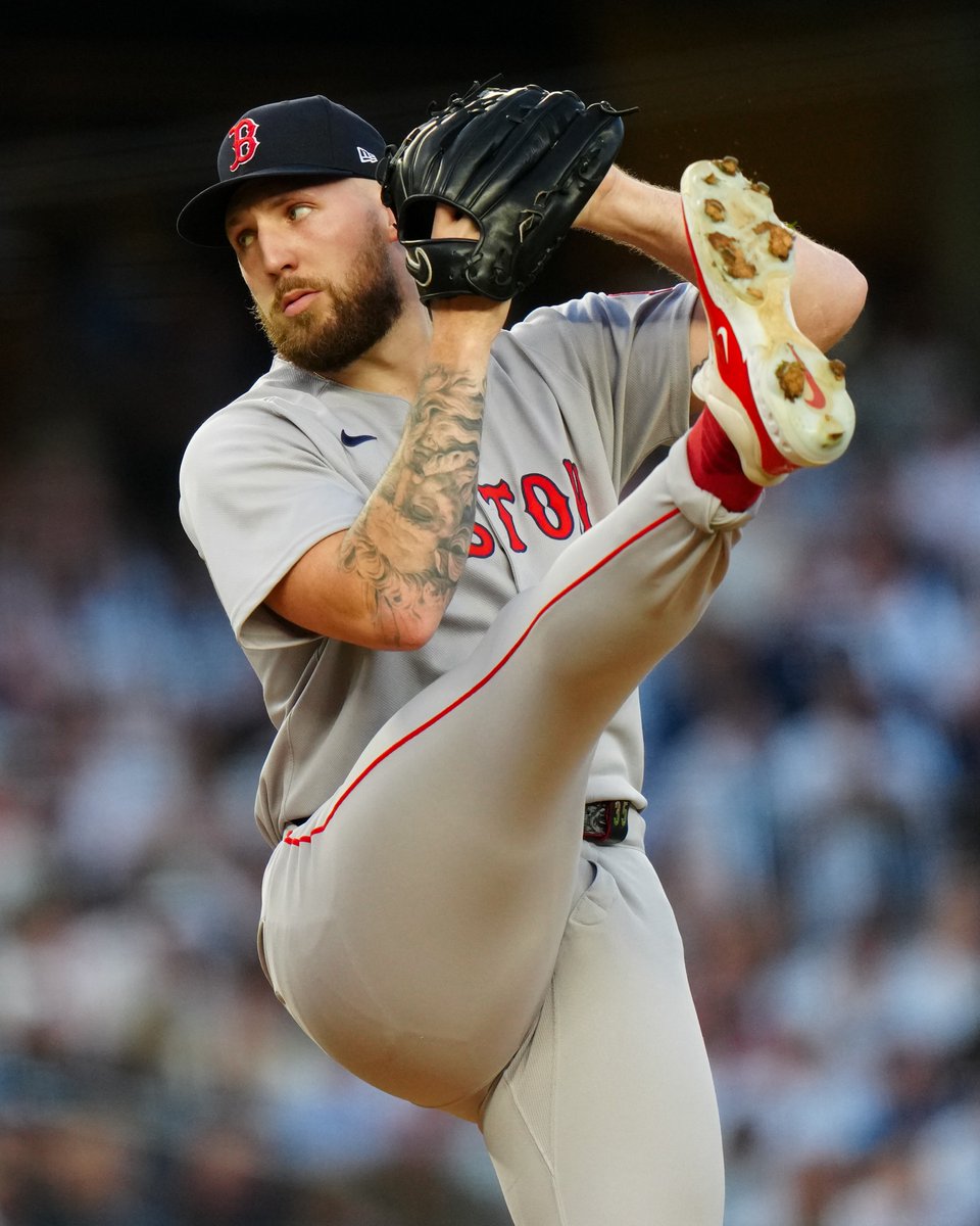 Pitchers with 400+ strikeouts and fewer than 80 walks over the last 2 seasons:
- Tarik Skubal
- Garrett Crochet
- Sonny Gray