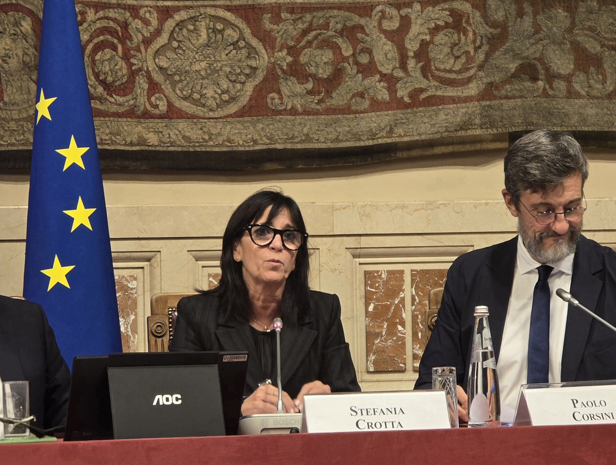 Hydronews2's tweet photo. Crotta (@MASE_IT ): “La misura sull’uso di #idrogeno nell’industria hard to abate verrà cancellata dal #PNRR”

https://t.co/L4eQkDkoD5 https://t.co/OYVQZjMHqh