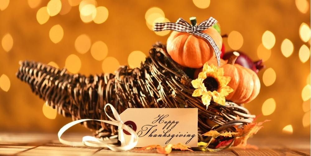 JamesCrosson5's tweet photo. May your Thanksgiving be full of happy moments, good food, and great company.  Happy Thanksgiving! https://t.co/iUd7iMoZKV