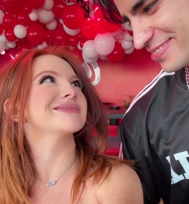 ronimsun's tweet image. Ya bbs las últimas semana para apoyar y ver a nuestros BRILLAARON en este reality NyE… Todo el éxito 🫶🏼

BRIGGI BAILA EN LEBEH