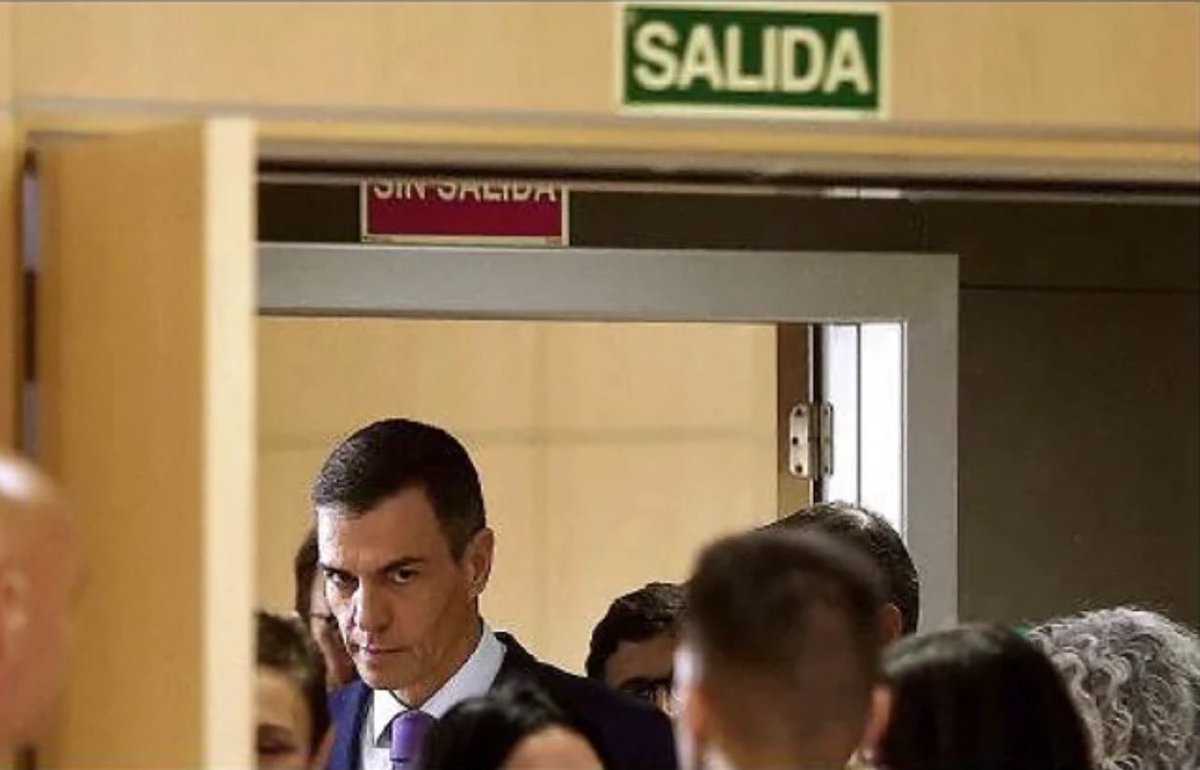 Asalto relámpago en THE OBJECTIVE: roban el ordenador y las llaves del director, Álvaro Nieto.
La Policía Nacional logra detener al ladrón en Coslada (Madrid) y sospecha que podría tratarse de un encargo.
¿De quién?