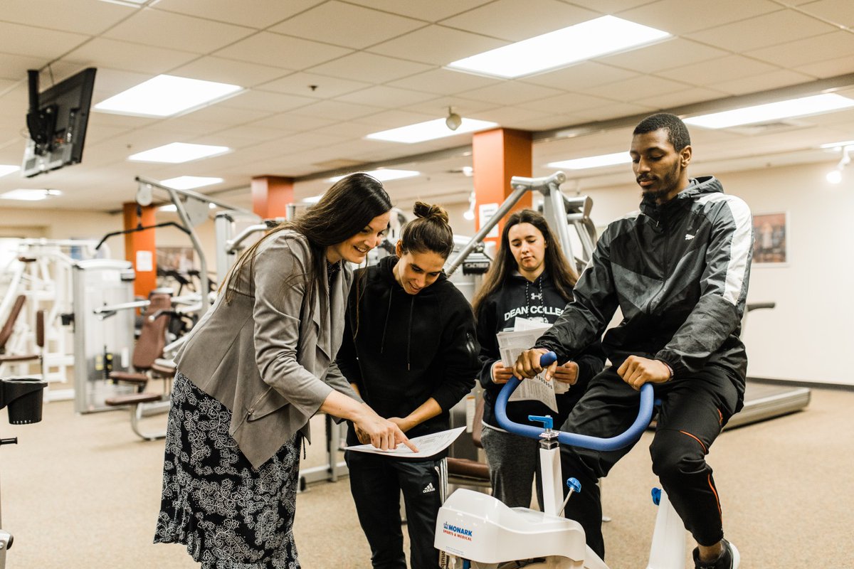 Dean College tweet media