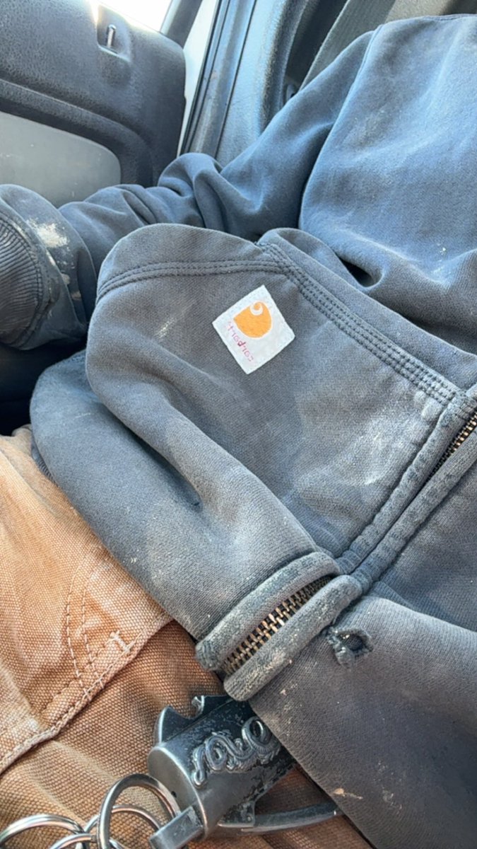 cplxgo's tweet photo. @chiweethedog yeah fuck that guy right??? mine definitely didn’t come out the store looking brand new https://t.co/rxWGv4wx4u