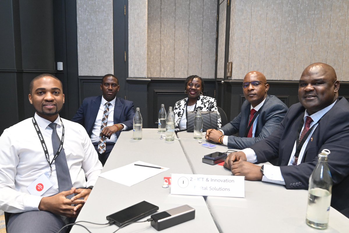 MoICT_Ug's tweet image. On the sidelines of the #UgandaThailandForum B2B meetings, @MoICT_Ug, together with Ugandan ICT companies, engaged with various IT firms to explore potential areas of collaboration, including ICT innovation, AI, and Cybersecurity