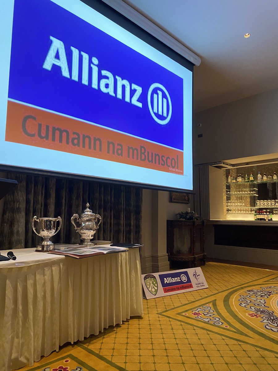 Shelley Ní Bhriain tweet media