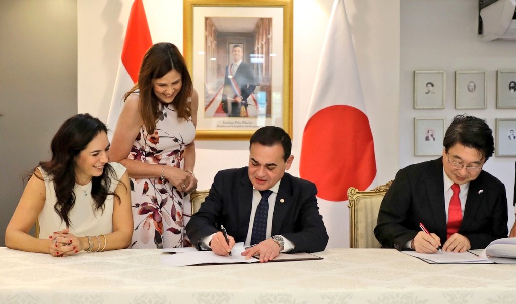 mreparaguay's tweet image. Paraguay y Japón firman acuerdo para mejoramiento de corredor de la integración y desarrollo socioeconómico en la región suroeste

➡️ acortar.link/PKOTDj