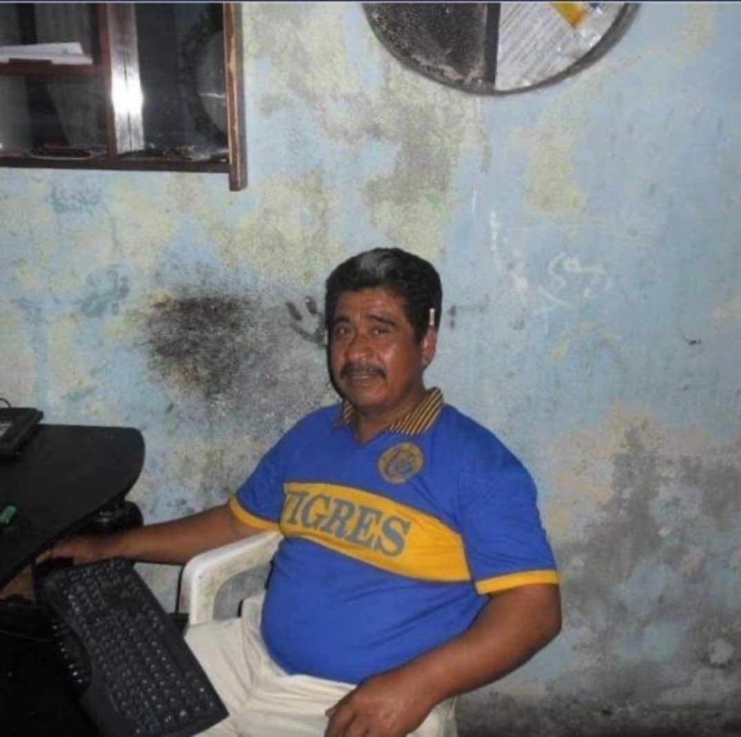 umtitirayado's tweet image. Es que ya con ver ese nombre y todo lo que sube, ya sabemos que viene de Facebook.

Pinches rucos y sus chistes e imágenes piteras jajajaja