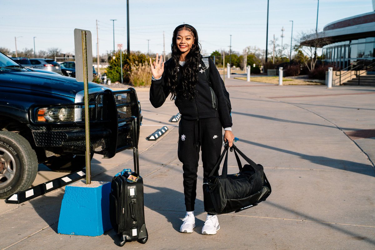 Headed out west! ✈️