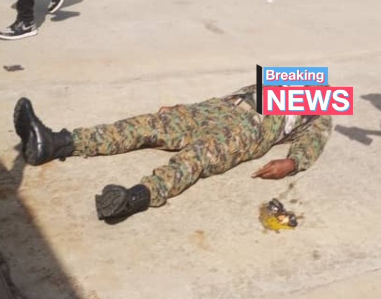 Airport Presidential Guard Commander Fatally Shot by Subordinate Amid Dispute Over Token Money.

Moses Kabba, the Officer Commanding Airport Presidential Guard, was fatally shot this morning by Corporal Steven, a subordinate attached to the same unit. According to witnesses,