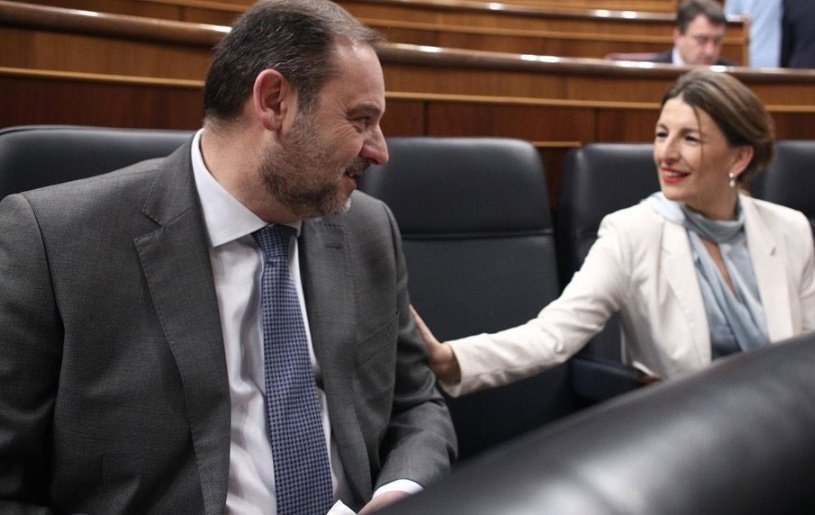 -Te he dicho hoy que eres un golfo?