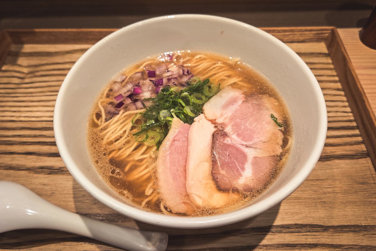 poka255's tweet photo. かわな🍜
美味しいし深夜営業も尊いのに近場の家系の方が混んでるのが世知辛い。 https://t.co/fkUGojKfu4