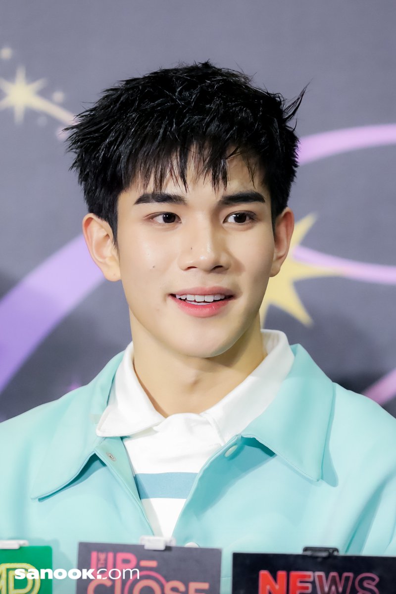 Sanook's tweet image. โฟร์ท ณัฐวรรธน์ โปรเจกต์ละครเวที Love of Siam รักแห่งสยาม ในงานแถลงข่าว “GMMTV 2026 MAGIC VIBES MAXIMIED”  

🔗tiktok.com/@sanook.com/vi… 

#รักแห่งสยามTheMusical
#Fourthnattawat
#GMMTV2026 #Sanook