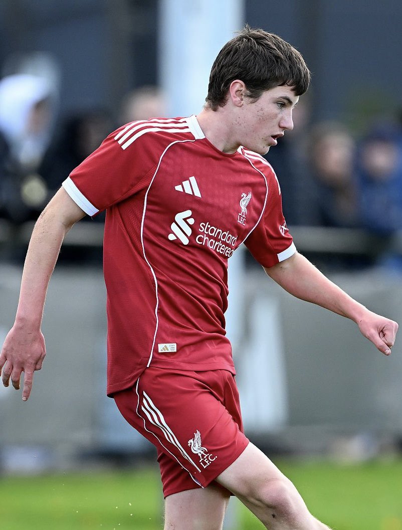 BenBocsak's tweet image. Wellity Lucky and Haydn Murray-Holmes both caught my eye for #LFC U19s today. 

The former deserves more chances in the first-team, or a loan spell in January. 

The latter is an outstanding prospect. One of the best for the U18s this season.