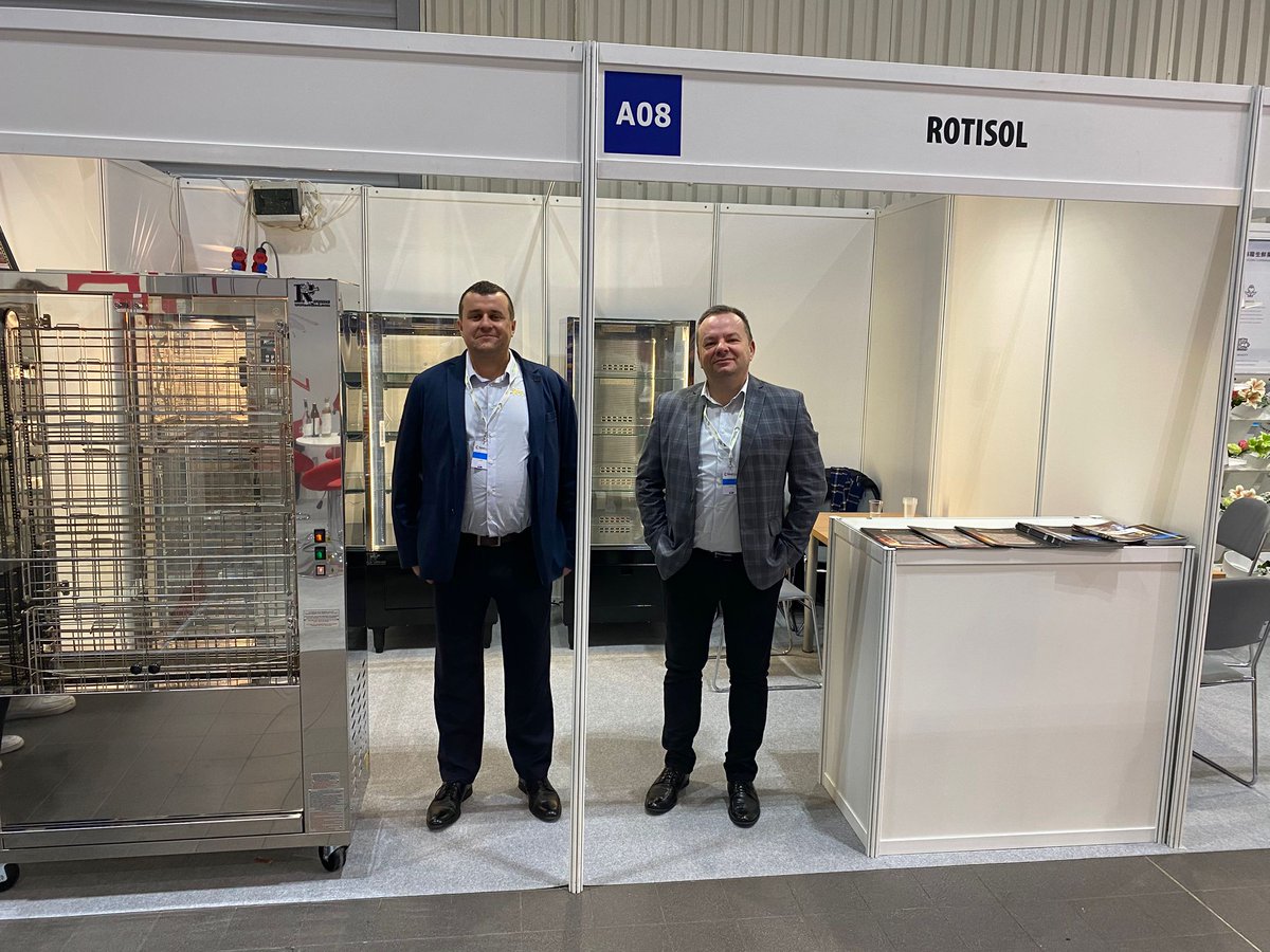 Rotisol is back at Retail Show Warsaw 2025! 🇵🇱🔥
We’re showcasing our full range of rotisseries and heated grab-and-go merchandisers on 26–27 November in Warsaw.
Join us at Poland’s largest annual B2B retail event — Retail Show!
#retail #rotisol #rotisserie  #🔥 #🐓 #🇫🇷