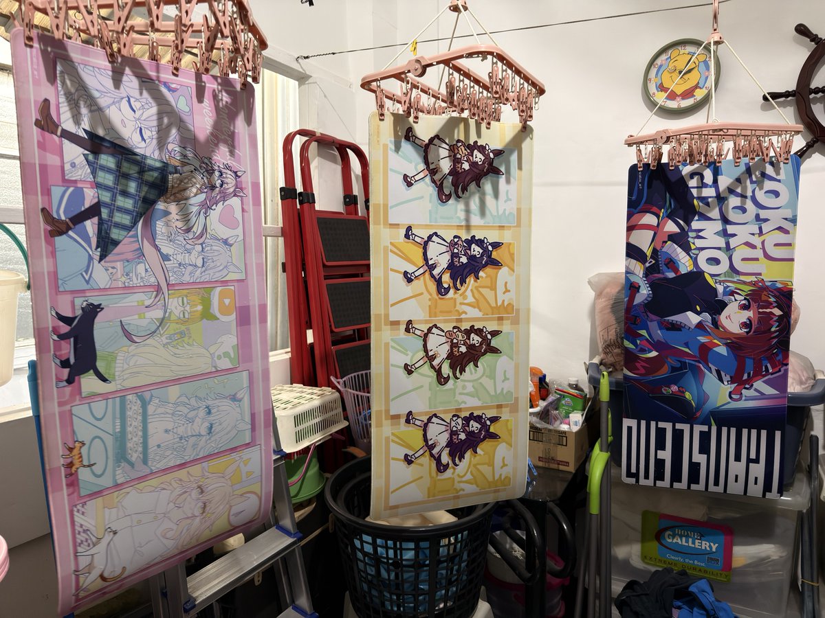 scalizo_art's tweet image. deskmat cleaning time