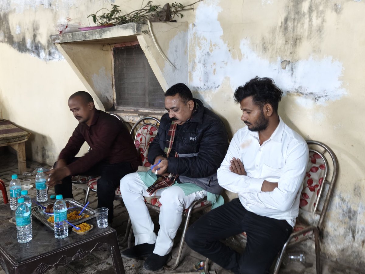 नगर पंचायत भानपुर के अन्तर्गत कोटिया में श्री फूलचंद शर्मा जी के यहां आयोजित ब्रह्मभोज कार्यक्रम में सम्मिलित होकर श्रद्धा सुमन अर्पित किया।