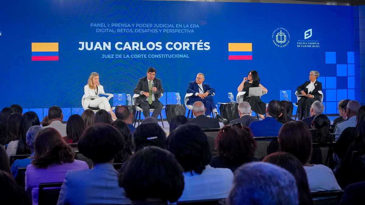 PoderJudicialRD's tweet photo. ⚖️Inicia el Panel: Prensa y Poder Judicial en la era digital: Retos, desafíos y perspectivas. 
Moderado por la magistrada María Garabito 🇩🇴.