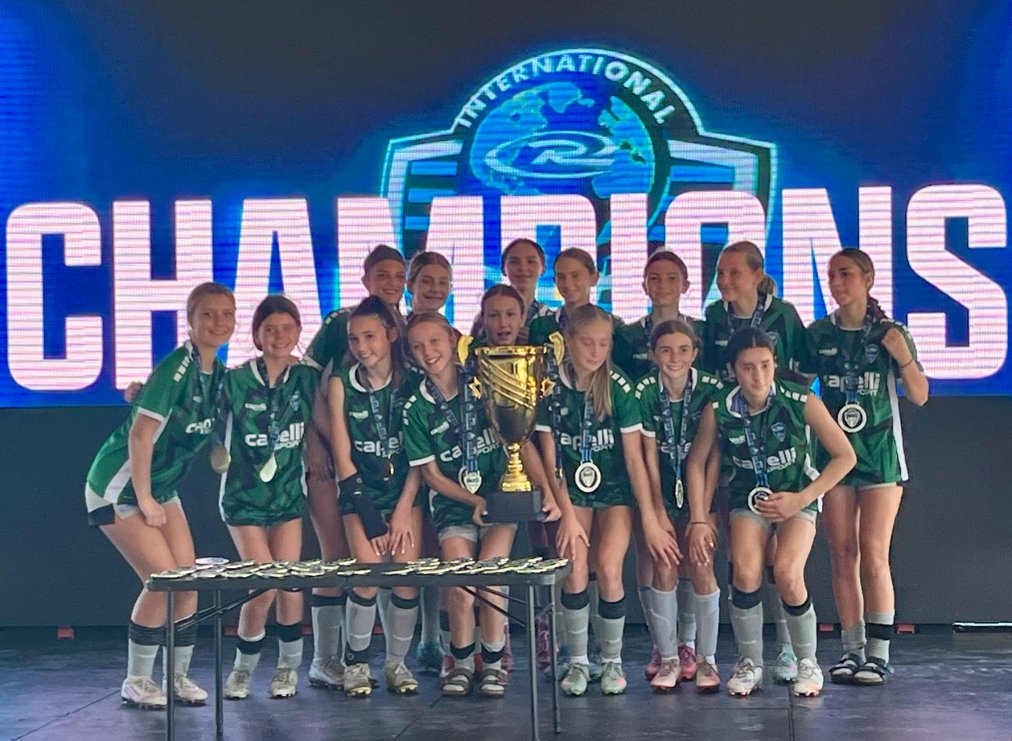 STARSoccerClub's tweet image. 🔥 #WowWednesday 🔥 
Palm Beach was electric at the International Rush Cup! 

Proud of our Rush players on &amp;amp; off the field!

Huge congrats to Ramona, crowned IRC Champion with G2012 Midwest! 🏆💙 

#WeAreSTAR 
#RUID 
@RushSoccer