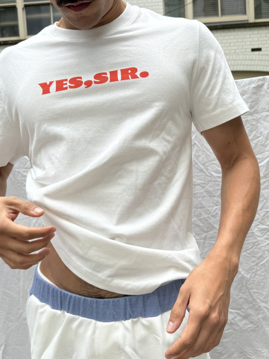 _benjamin_robin's tweet image. yes, sir. skater tee. 

yes,sir. as in “Yes, Sir, I will buy one now!” 

benjamin-robin.com/products/yes-s…

#yessir