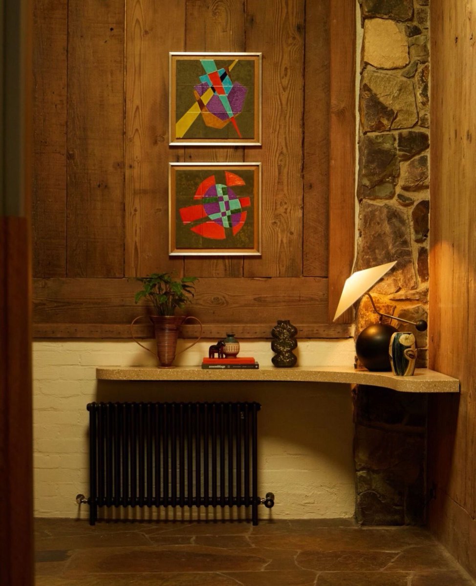 Someone remind us why we stopped designing interiors like this