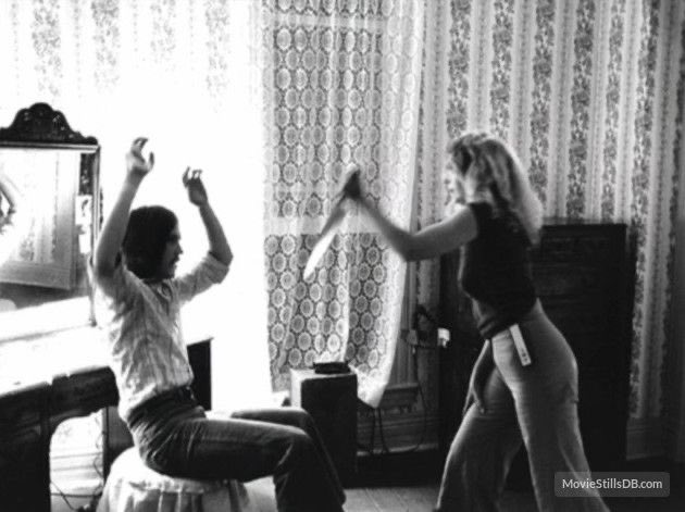 SourceHalloween's tweet image. John Carpenter and Debrah Hill on set of Halloween (1978) 🔪