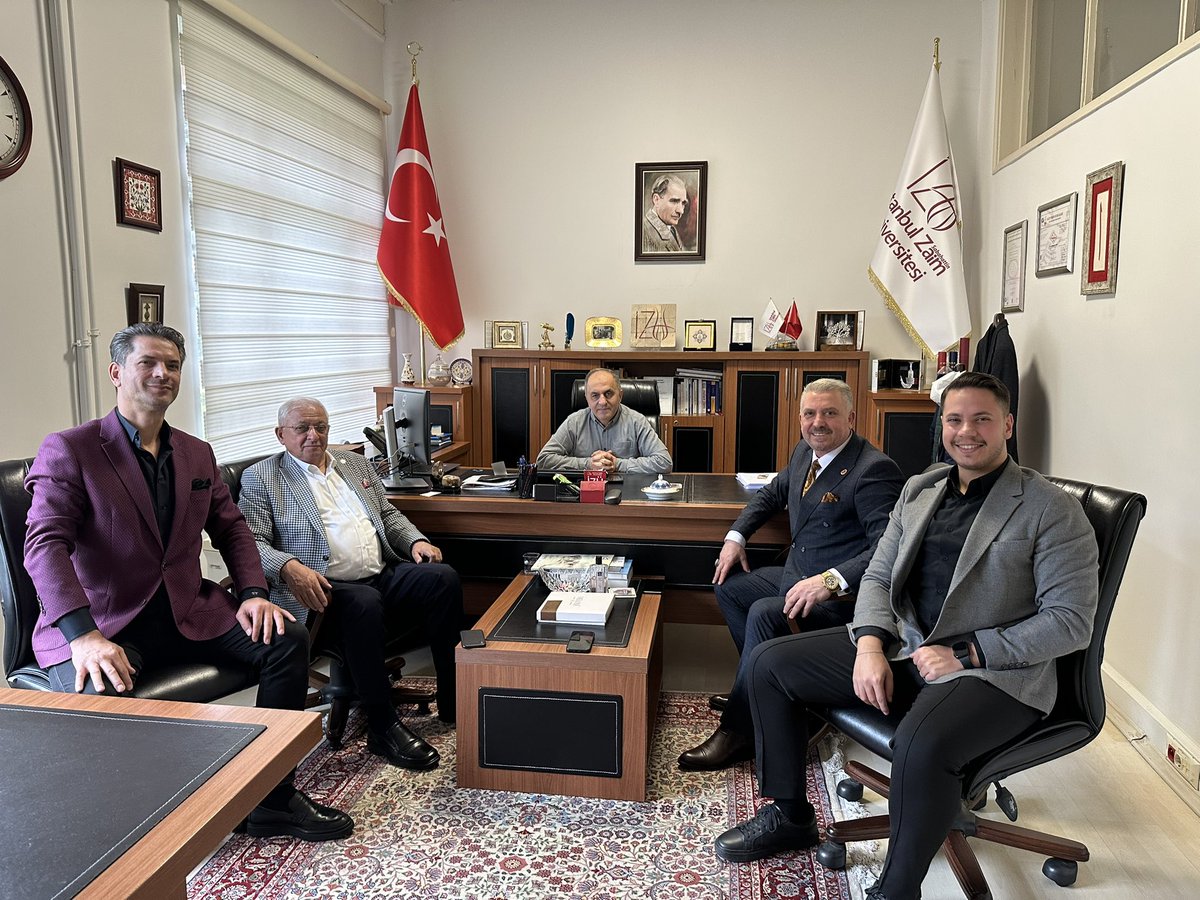 Bugün ilçemiz Sabahattin Zaim Üniversitesi Rektörü Prof. Dr. Ahmet Cevat Acar ve Genel Sekreter Dr. Fatih Hasdemir’i makamlarında ziyarette bulunduk. Sayın Rektörümüze ve Sayın Genel Sekreterimize misafirperverliklerinden dolayı kendilerine en kalbî teşekkürlerimi sunarım.