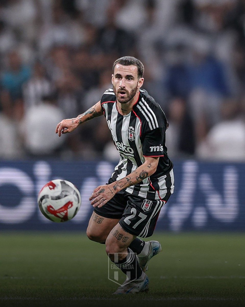 Herkes salağa yatıyor e ben söyleyim madem.
Rafa bugün gitme isteğinin yeni olmadığını, geçen sezonun sonundan beri aynı ruh halinde olduğunu söyledi. 

Görmemiş gibi yapıp "Hoca mobbingi" diye götten sallamaya devam mı ?