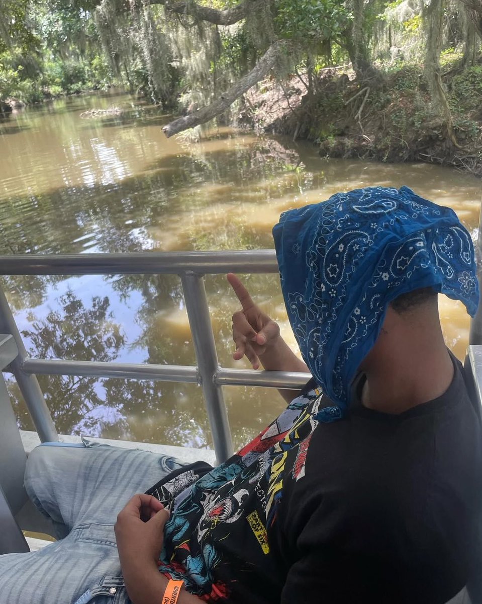 JustinBleeder's tweet image. 