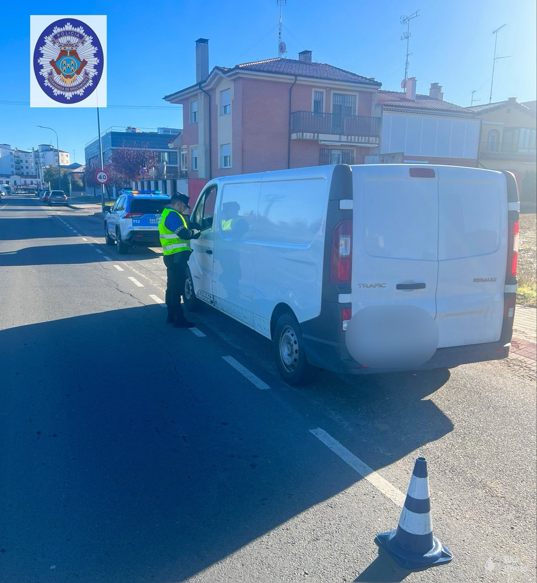 Participamos en la campaña de <a href="/DGTes/">Dir. Gral. Tráfico</a> de control de furgonetas 🚚, controlamos 👀 :
✅ Alcohol 🍺
✅ Drogas 💊 
✅ Documentación 📄 
✅ Permisos de conducción 

#seguridadvial #policialocal