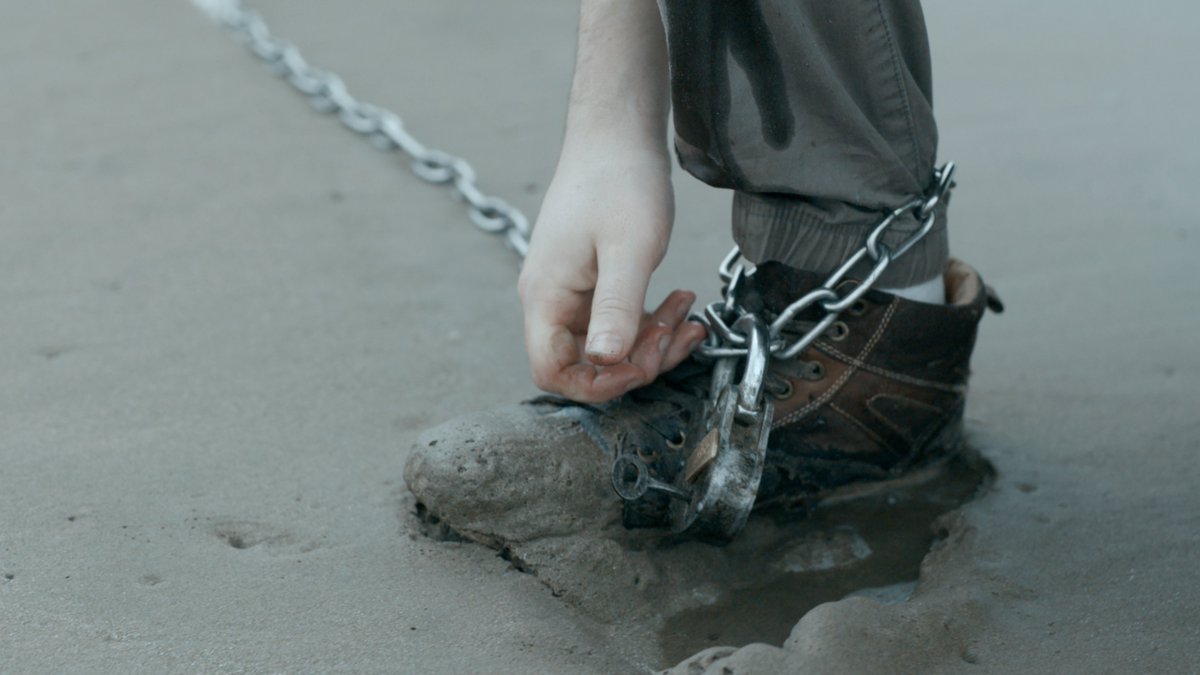 HeyBenSchuller's tweet image. Full credits for Ben Schuller &amp;amp; FabvL - HIM
youtu.be/P3UxzEJ3_Ik

Audio:
Written by Ben Schuller and Fabvl 
Produced by Daniel Oknes 
Piano and Choir Produced by Ben Schuller
Mixed/Mastered by FabvL

Video:
Directed and Edited by Ben Schuller
Producer: Chris Sowatsky
Director…