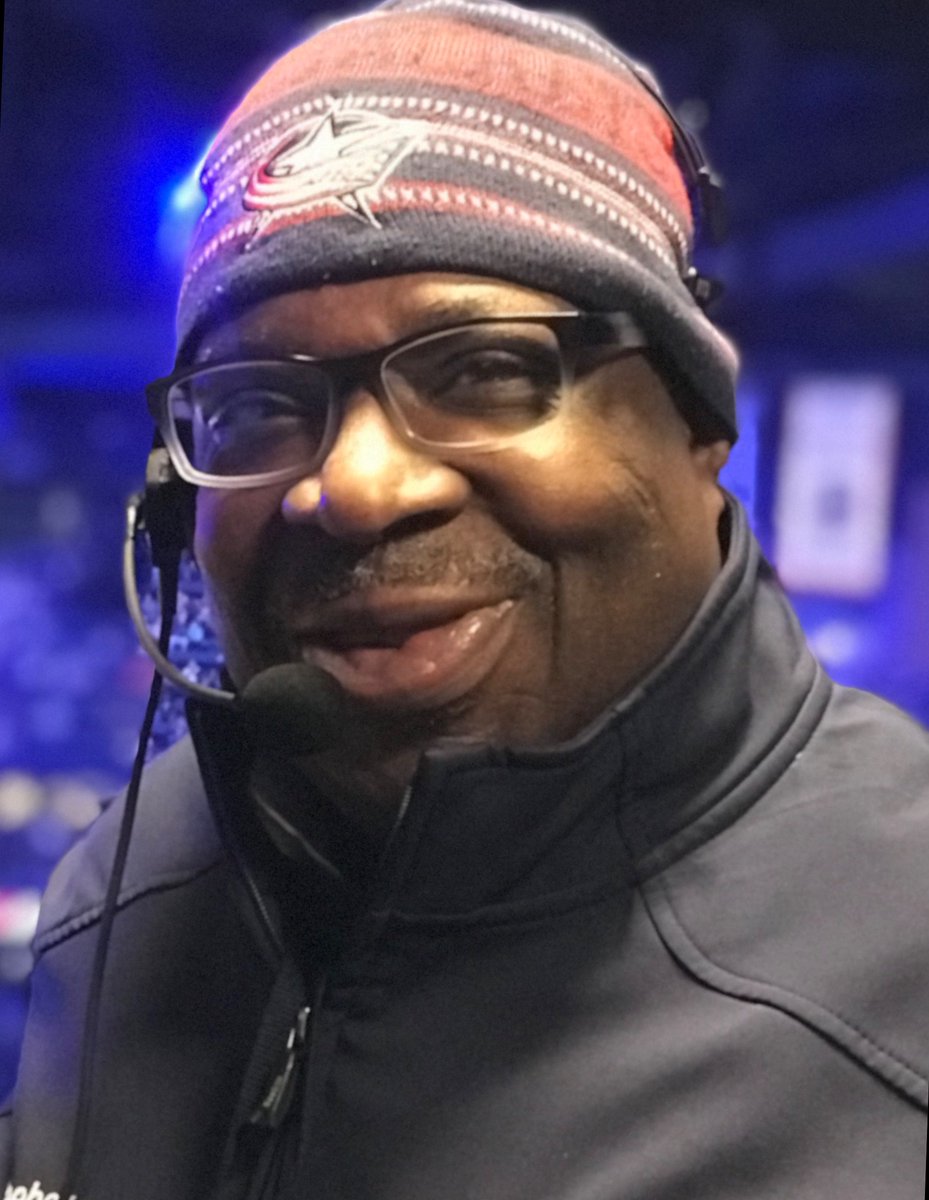 thinkpitch's tweet image. So sad to lose my best friend, Jesse Jackson. He brought a smile to everyone he met and was the best stage manager of all time, working Reds, Bengals, Bearcats, Musketeers, every sport, for more than 50 years. Such a kind, caring and gentle man. RIP my friend.