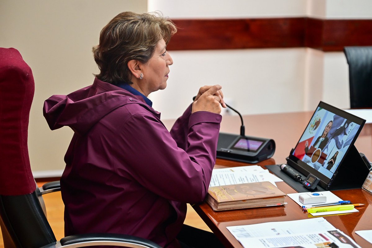 delfinagomeza's tweet image. El trabajo en conjunto que realizamos a diario en la Mesa de Paz nos permite avanzar en la seguridad de las familias mexiquenses 
La construcción de entornos tranquilos es una tarea diaria que asumimos con responsabilidad las autoridades que integramos estas reuniones.…