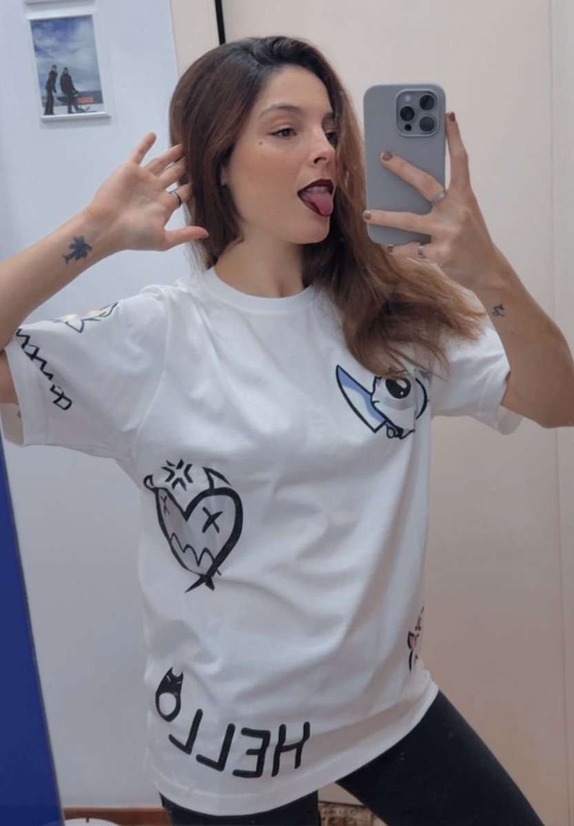 Hoy me llegó esta maravillaaa 🤩💖 AMOOO MUCHOOO #VCTGameChangers <a href="/VALORANTes/">VALORANT</a> ✨