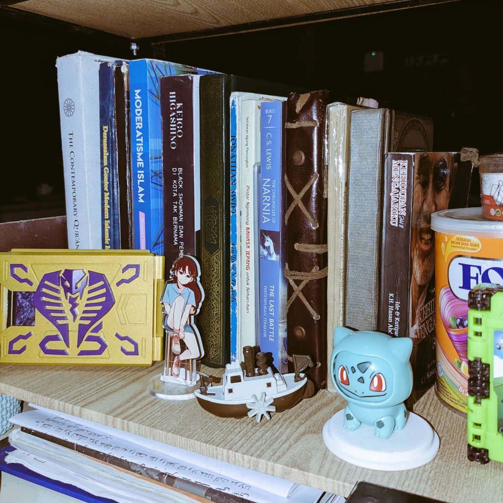 Tregear0x's tweet image. #bookshelf 📚