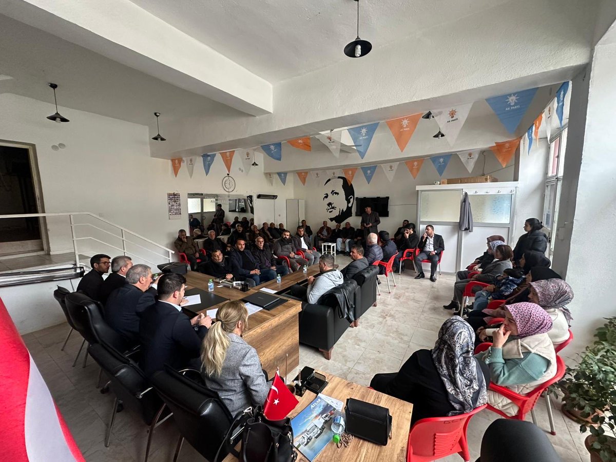 Çüngüş ilçemizdeydik .Mahalle başkanları toplantımızı gerçekleştirdik..<a href="/ahmetakmesee/">Ahmet Akmeşe</a> <a href="/omer_iler/">Ömer İler</a> <a href="/AvukatErsanAksu/">Ersan AKSU🇹🇷</a> <a href="/hakanaksu058/">Hakan AKSU 🇹🇷</a> <a href="/abuyukgumus/">Ahmet Büyükgümüş</a>