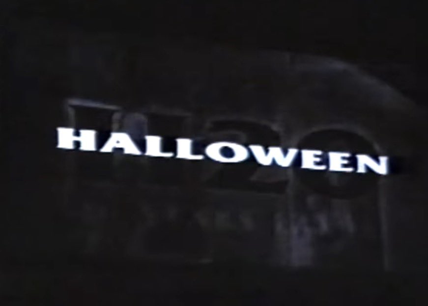 SourceHalloween's tweet image. A new video surfaced Youtube of a recording of 2 friends going to a Halloween H2O screening at a Drive-in theater in 1998 🔪🧡

youtu.be/pQO-5nSx-Pk?si…