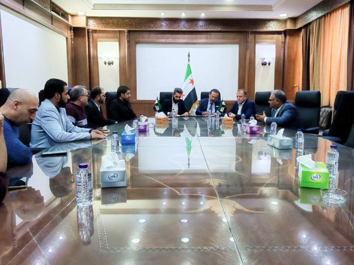 SyrMOfE's tweet image. اتفاقية لإعداد دراسة حول التوزيع الأمثل لمصادر الطاقة واستقرار النظام الكهربائي في سوريا

شهد قطاع الطاقة اليوم توقيع اتفاقية تعاون بين وزارة الطاقة ممثّلة بـ المؤسسة العامة لنقل وتوزيع الكهرباء، وشركة ACWA POWER، وبمشاركة المستشار المختص،