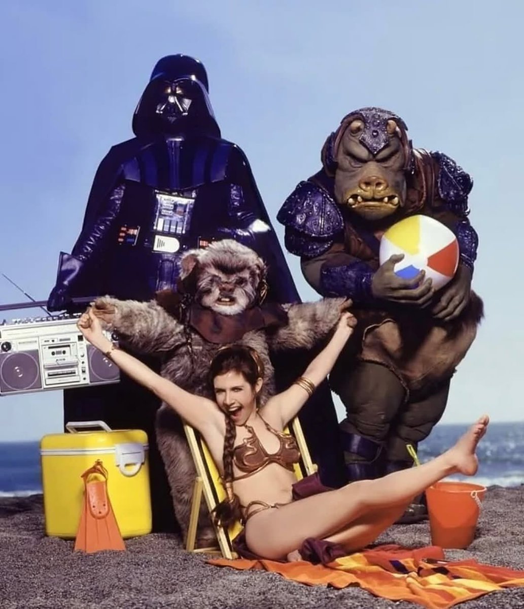 finalformlab's tweet image. Carrie Fisher as Princess Leia, photographed by Aaron Rapoport at Stinson Beach, California, for Rolling Stone Magazine (1983)