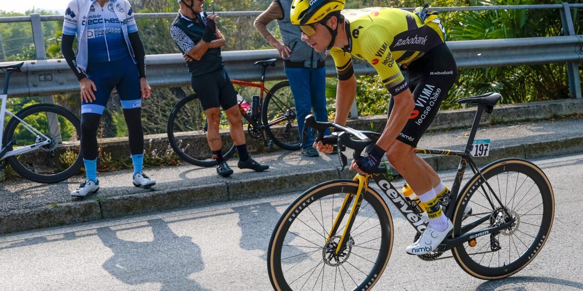 José De Cauwer denkt dat Movistar Cian Uijtdebroeks kan helpen bij perfectionisme

wielerflits.nl/nieuws/jose-de…

🇪🇸🇧🇪 #wielrennen #koers #cycling #ciclismo