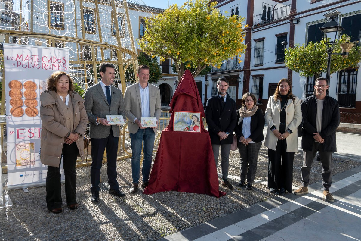 #Estepa presenta el Cartel de la Navidad 2025: un homenaje a la Virgen de Los Remedios y la infancia 

➡️Obra del artista Francisco Javier Rodríguez

La Plaza del Carmen acoge el acto con el <a href="/IGP_Estepa/">Mantecados de Estepa</a> y el Ayuntamiento 

andaluciacentro.com/sevilla/estepa… a través de <a href="/AndaluciaCentro/">Ser Andalucia Centro</a>
