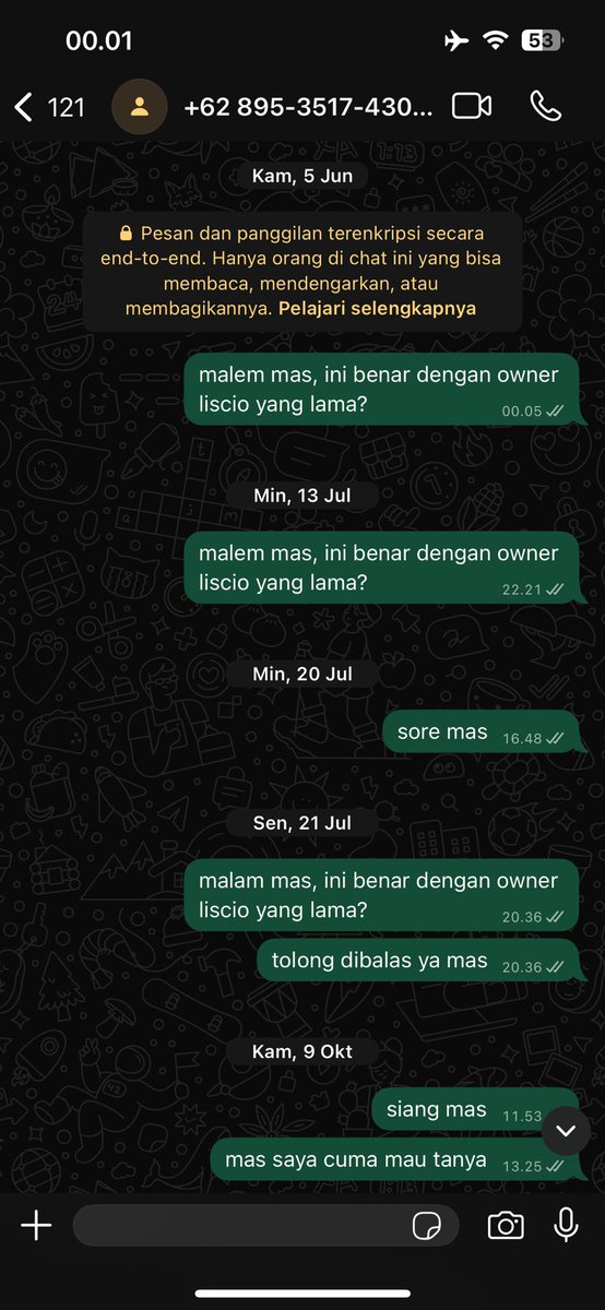 achikadeew's tweet photo. cuman mau cuci sepatu dan bayar juga tp kok malah gini, nangis bgt🥹 https://t.co/OiCMoI3SCJ