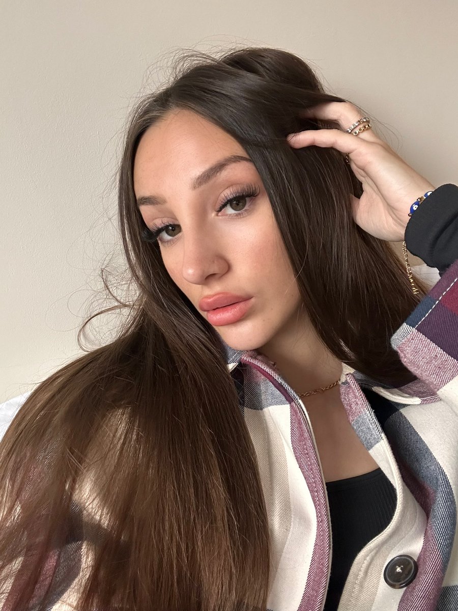 Miss hush tweet media