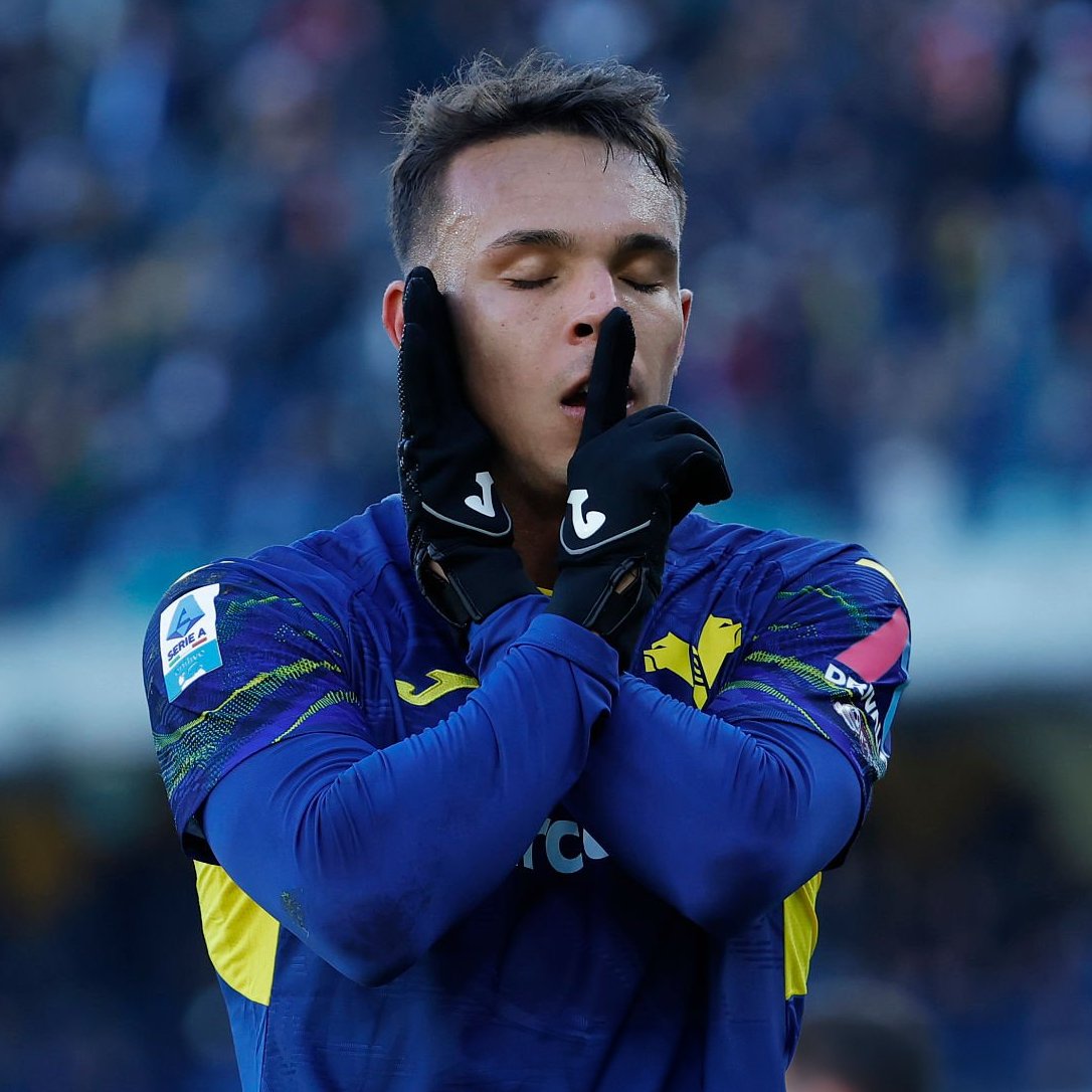 Inter_Xtra's tweet image. 🚨 BREAKING: #Inter has opened talks with the representatives of Hellas Verona forward, Giovane, over a January transfer. The Brazilian is a &apos;request&apos; of Cristian Chivu, who was impressed with his performance against #Inter. 🇧🇷

Negotiations began a week ago and a figure between…